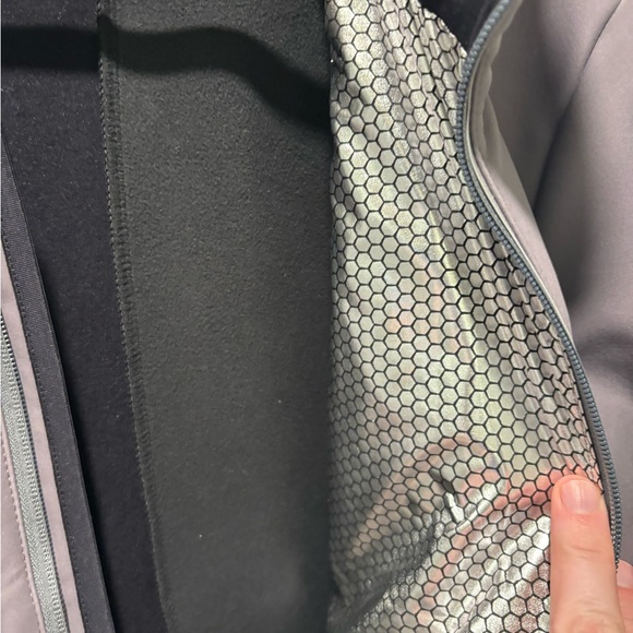 Men’s cycling jacket. Louis Garneau collide hoodie jacket. Size XL. - Picture 3 of 4